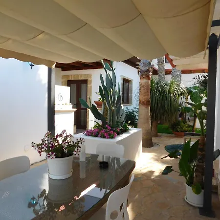 Raggio Di Sole Parcheggio Privato 3*