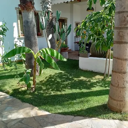 Couette-café Raggio Di Sole Parcheggio Privato 3*
