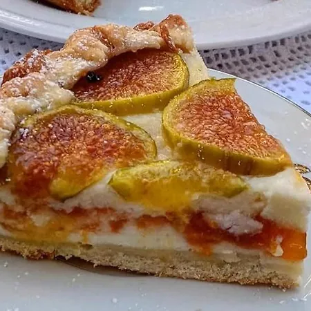 Raggio Di Sole Parcheggio Privato Couette-café